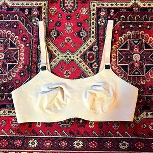 KNIX black and cream padless seamless reversible bra